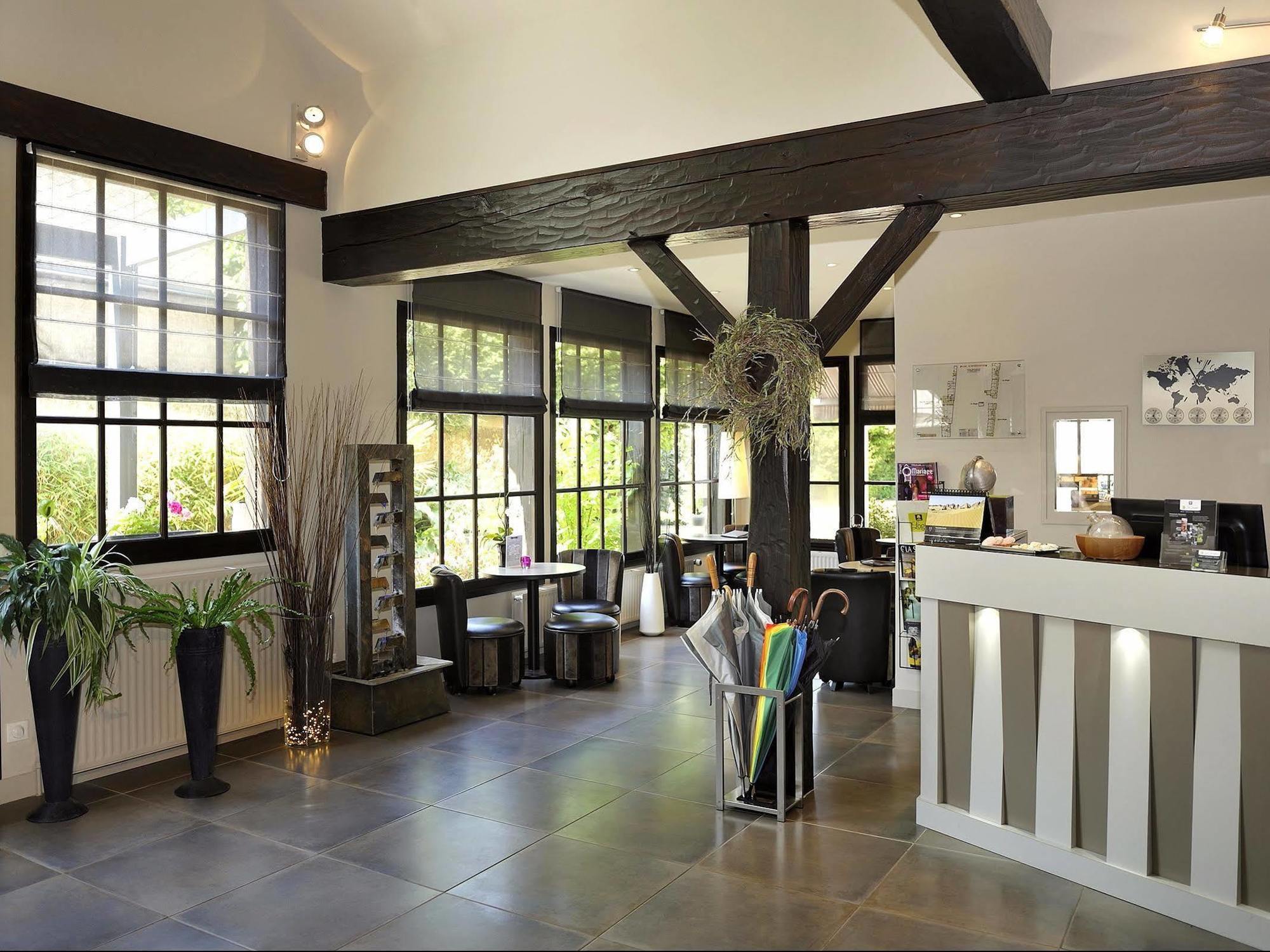 Hotel Le Saint-Jacques Cloyes-sur-le-Loir Esterno foto