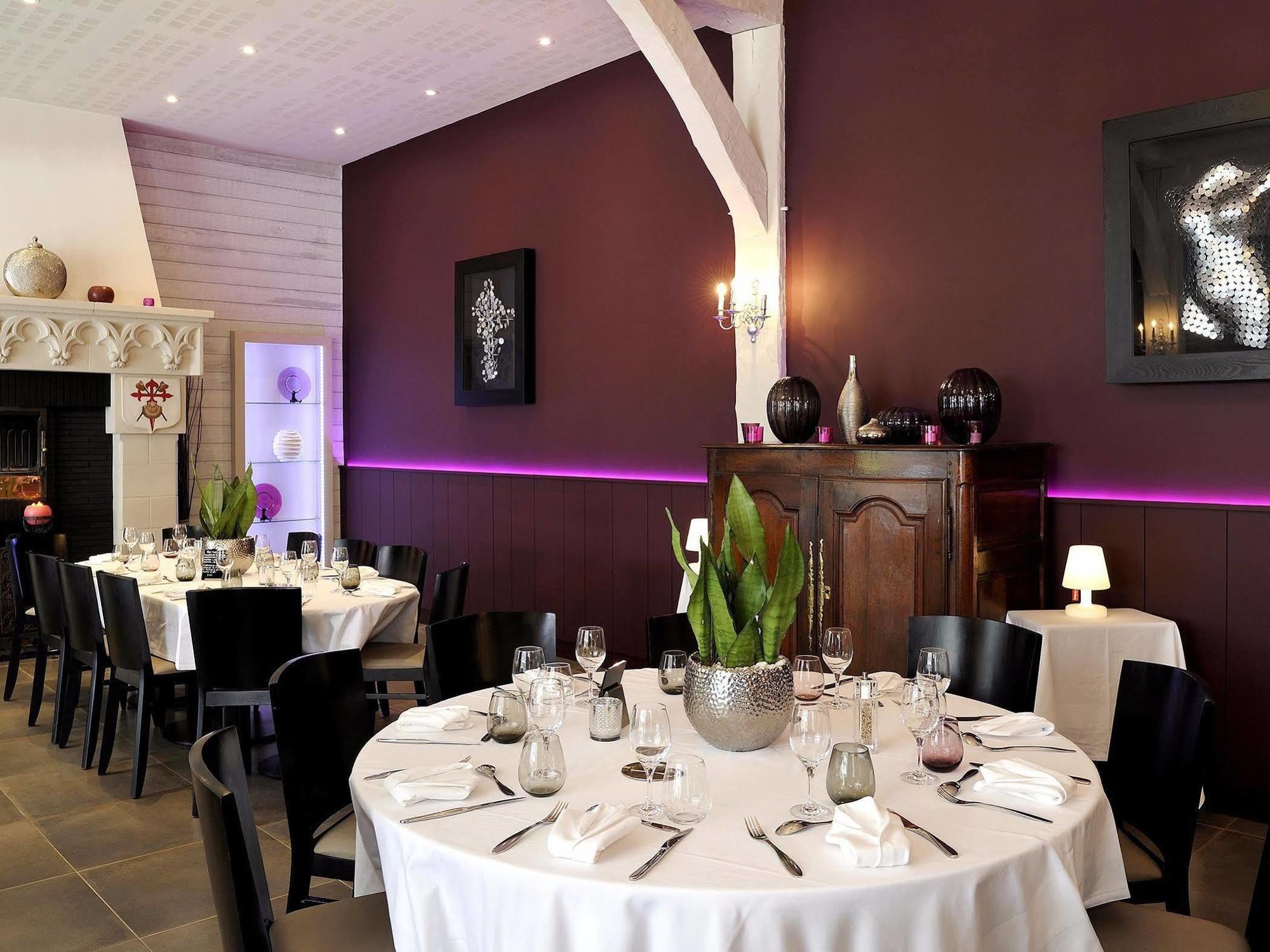 Hotel Le Saint-Jacques Cloyes-sur-le-Loir Esterno foto
